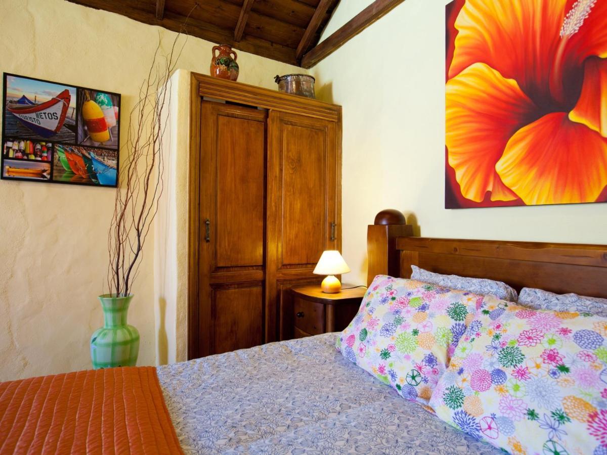 Casa El Mirlo: Paraiso Rural Con Piscina Y Hermosos Jardines En Icod De Vinos, Tenerife - Es-279-20 Villa